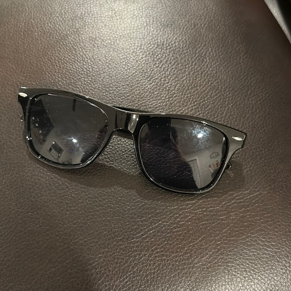 Black Plastic Sun Shades